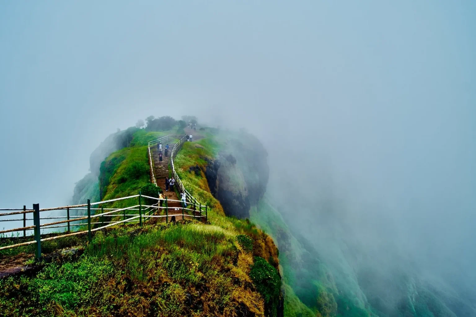 Pune to Mahabaleshwar